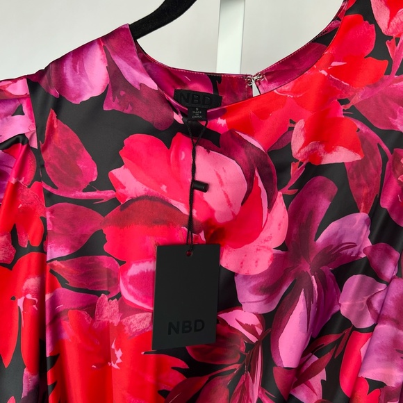 Revolve N.B.D Levigne Mini Dress Dark Floral print size SMALL - Picture 13 of 14